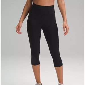 LULULEMON | Black Fast and Free Crop Leggings 19”